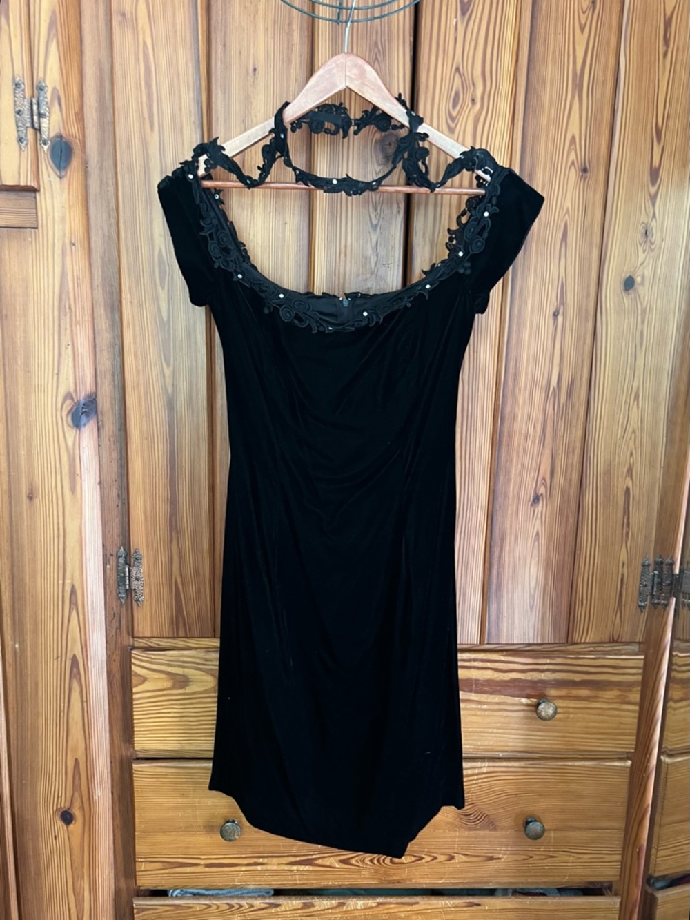 Vintage 90’s dress Molly Malloy “Pretty Woman” inspired lace choker -RN 51686